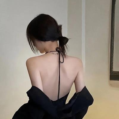 铁窗外的春天